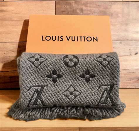 louis vuitton muffler|louis vuitton so shine shawl.